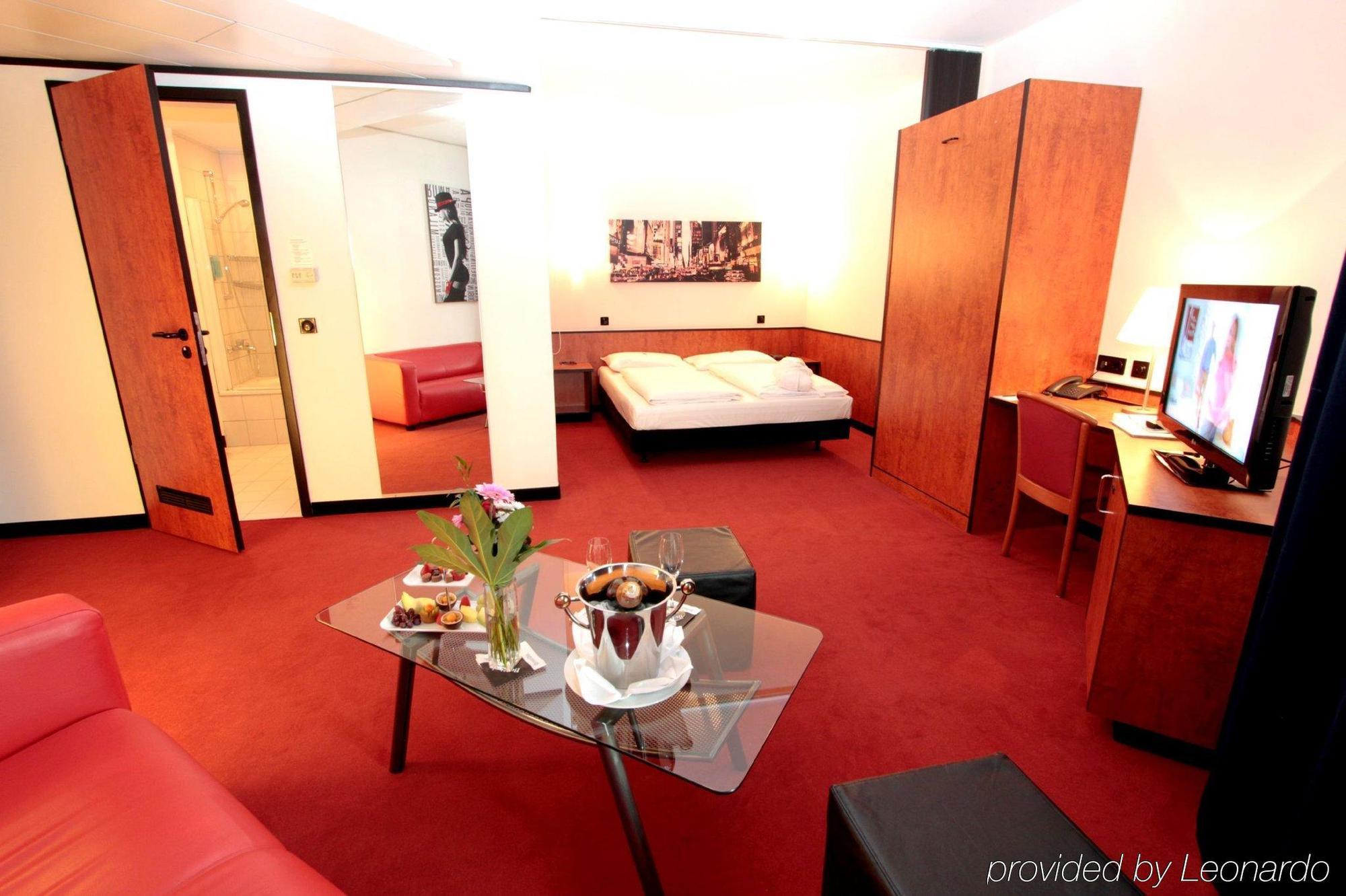 Ara Hotel Comfort Ingolstadt Ngoại thất bức ảnh