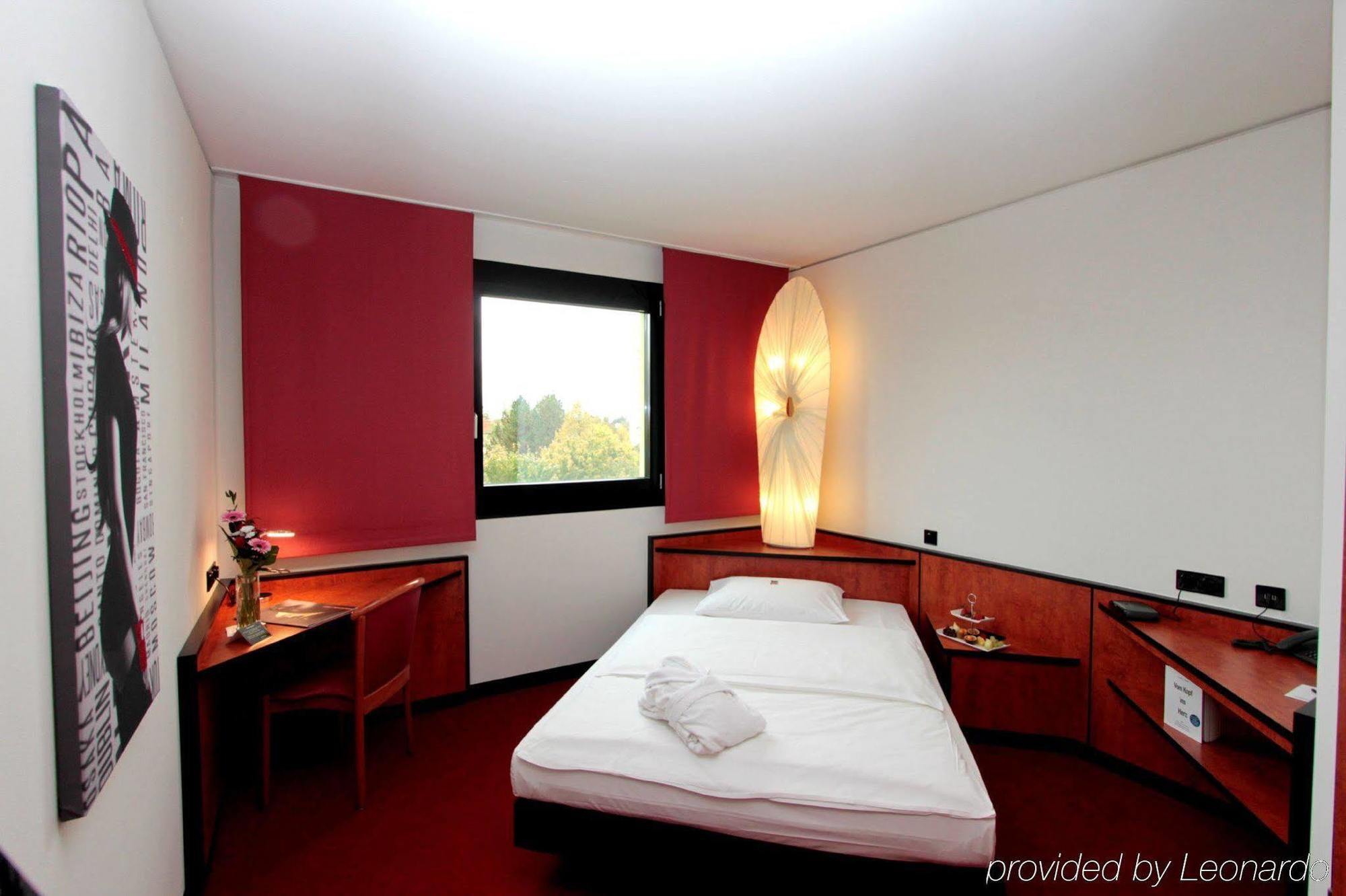 Ara Hotel Comfort Ingolstadt Ngoại thất bức ảnh