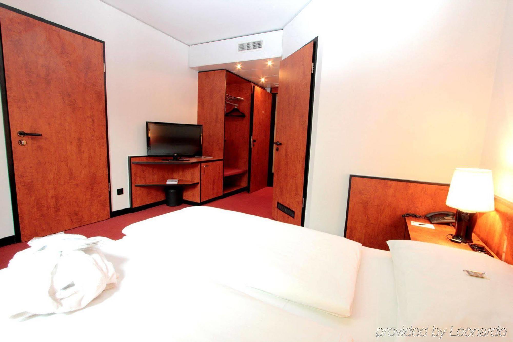 Ara Hotel Comfort Ingolstadt Ngoại thất bức ảnh